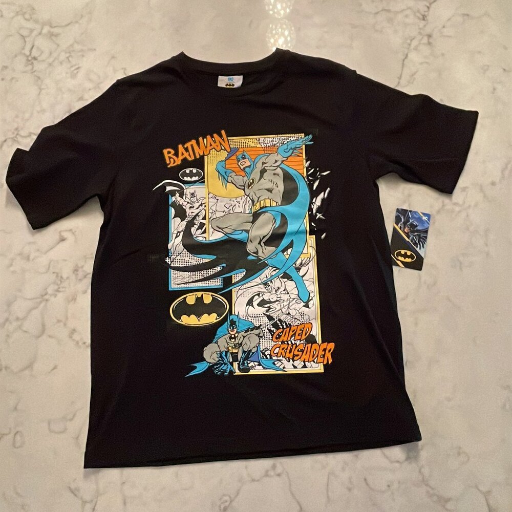 Kid's DC Comics Batman Caped Crusader Retro style Black Graphic T-Shirt New/Tag